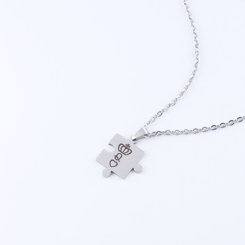 Wholesale  Stainless Steel Jewelry Splicing King Queen Crown Necklace