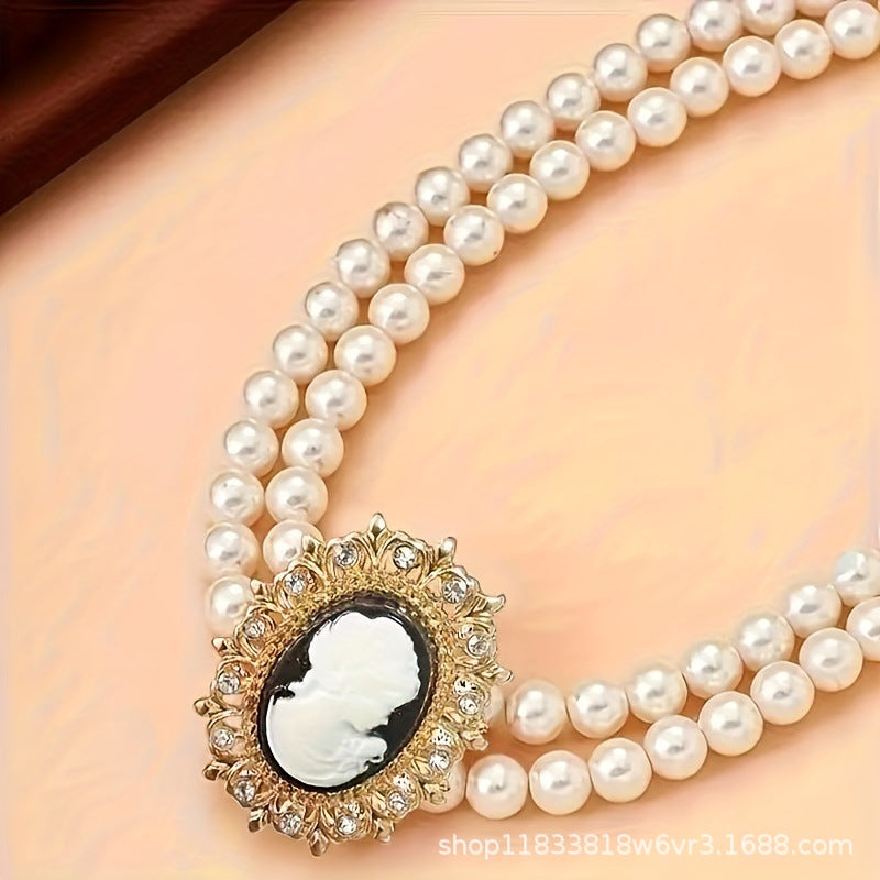 Wholesale  Light Luxury  Rhinestone Classic Fashion  Necklace
