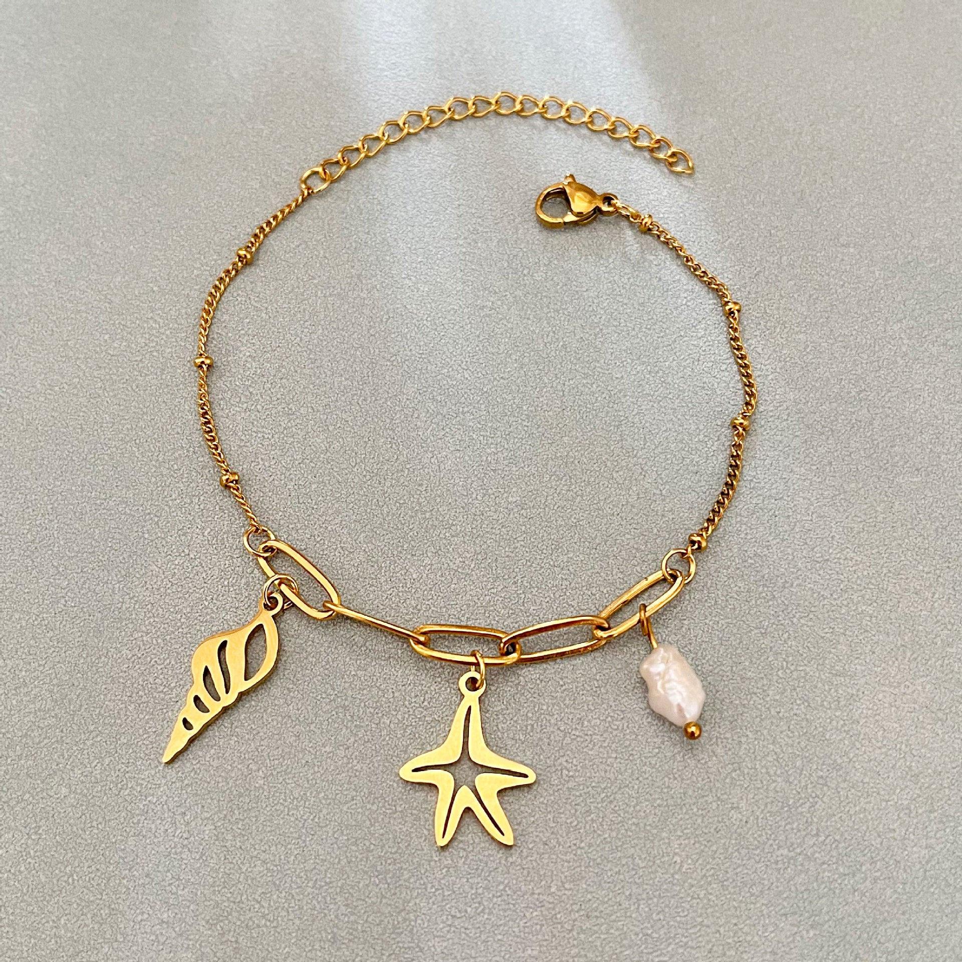 Wholesale Ocean Series Seahorse and Starfish Pendant Bracelet