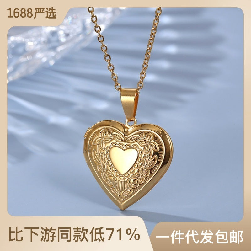 Wholesale Golden Heart Frame Photo Necklace Pendant - Stainless Steel Jewelry Accessory for Couples