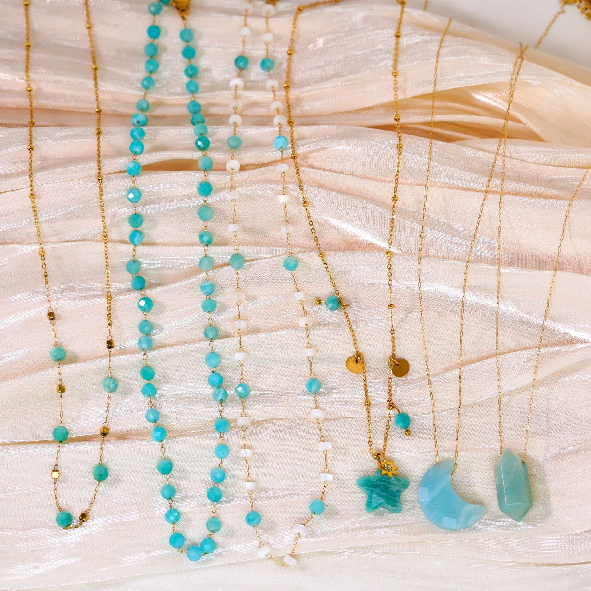 Wholesale Light Luxury Blue Tianhe Stone 14K Gold Plated Titanium Steel Necklace,  Fashion Jewelry Accessory Gift
