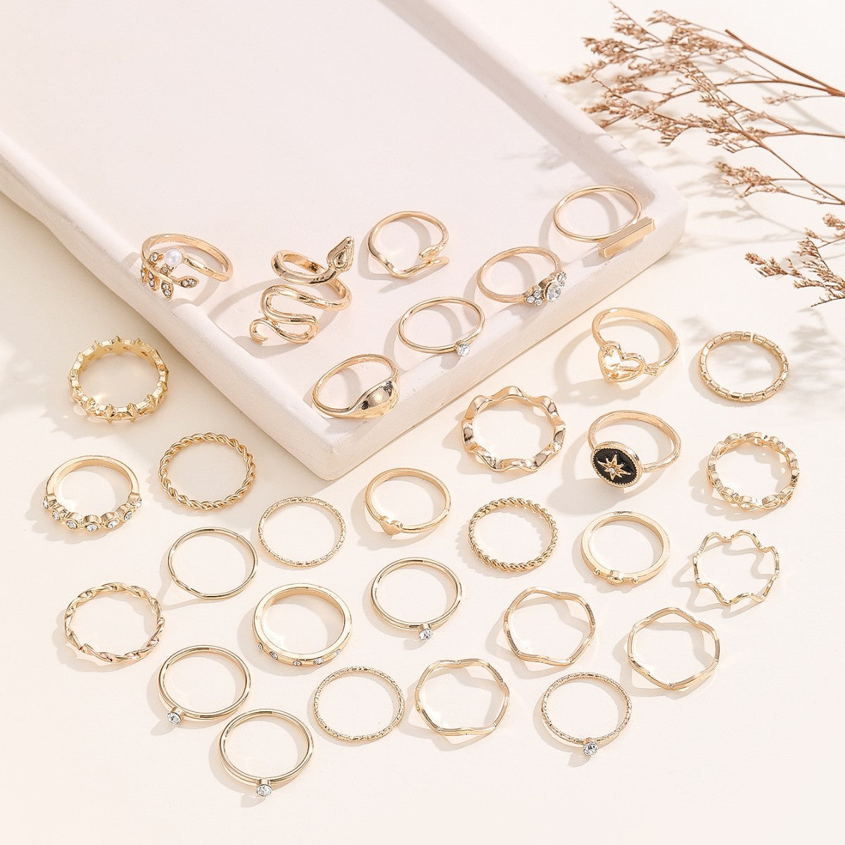 Wholesale Minimalist Korean Style Gold Ring Set 31 Piece Fashion Accessory Gift For Women Boutique Resale