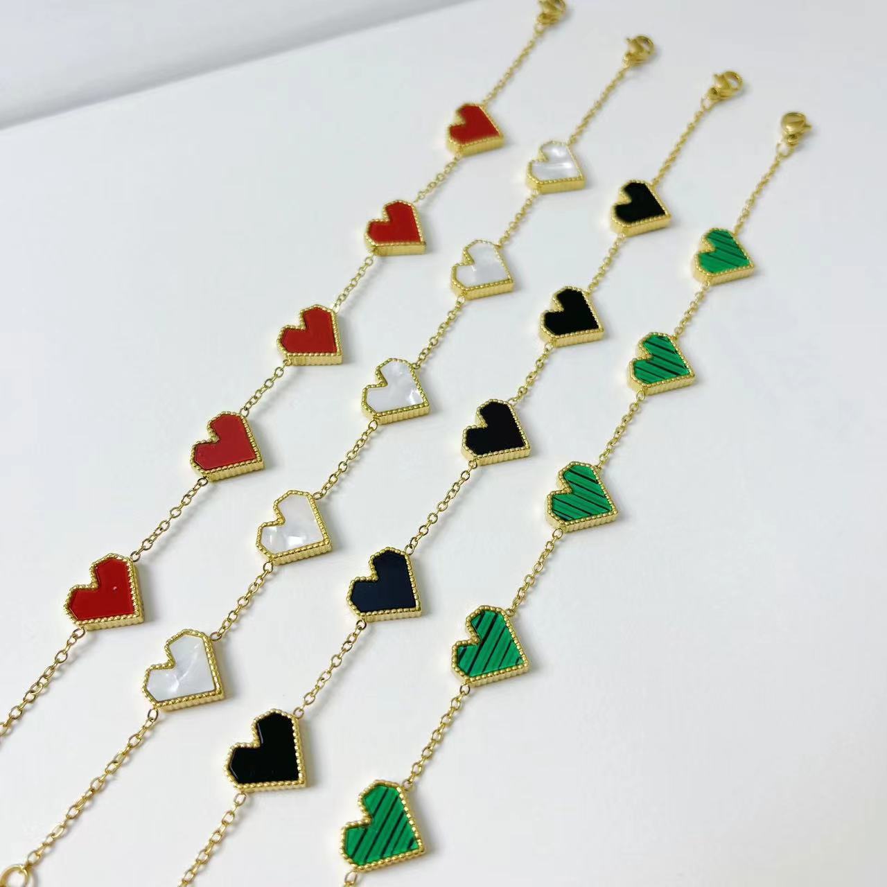 Wholesale Stainless Steel Bracelets Light Luxury Bracelet Peach Heart Bracelet ACC-BT-Nayin005