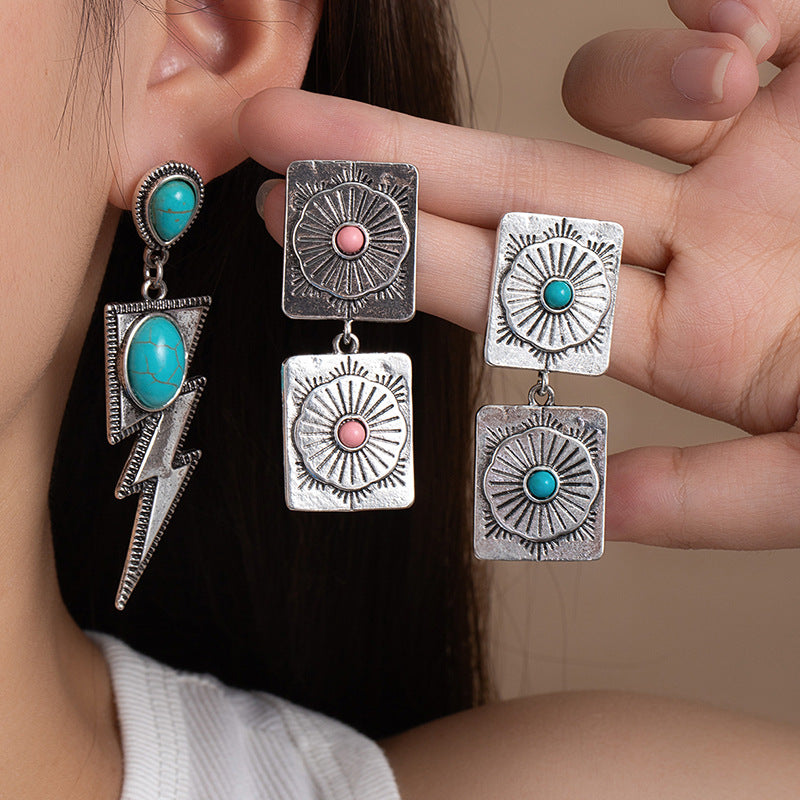 Wholesale Bohemian Turquoise Tassel Earrings Alloy Inlaid Resale Jewelry Accessory
