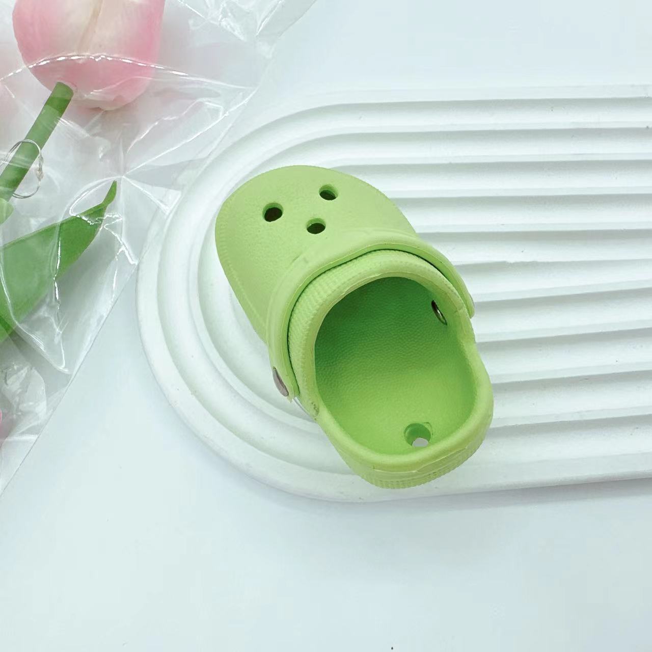 Wholesale Anti-Lost Creative Clogs Transparent phone stand