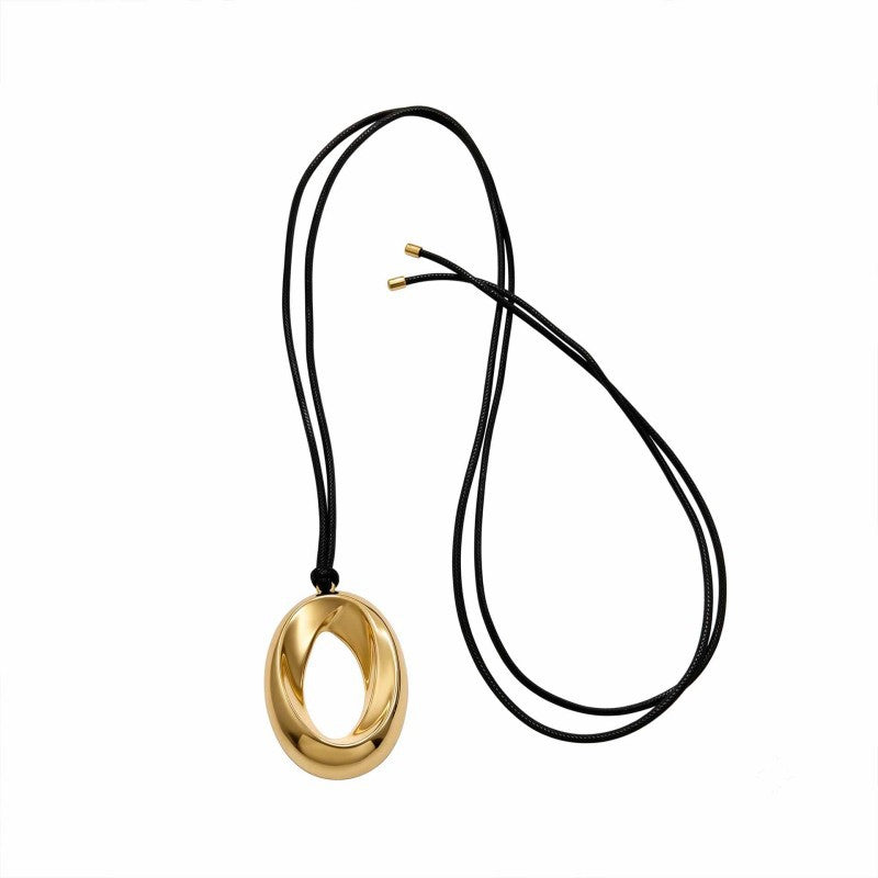 Wholesale Gold Alloy Oval Pendant Necklace Ethnic Style Minimalist Collarbone Chain Trendy Jewelry Accessory For Boutique Resale