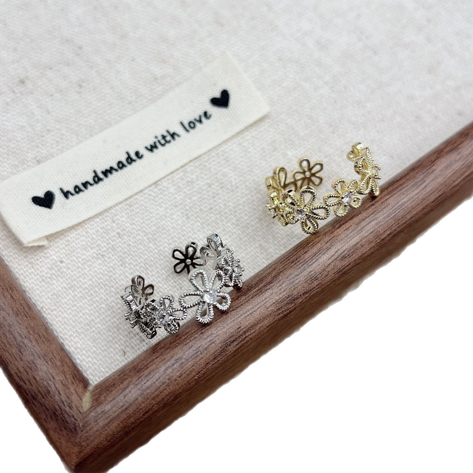 Wholesale Geometric brushed small flower  ring