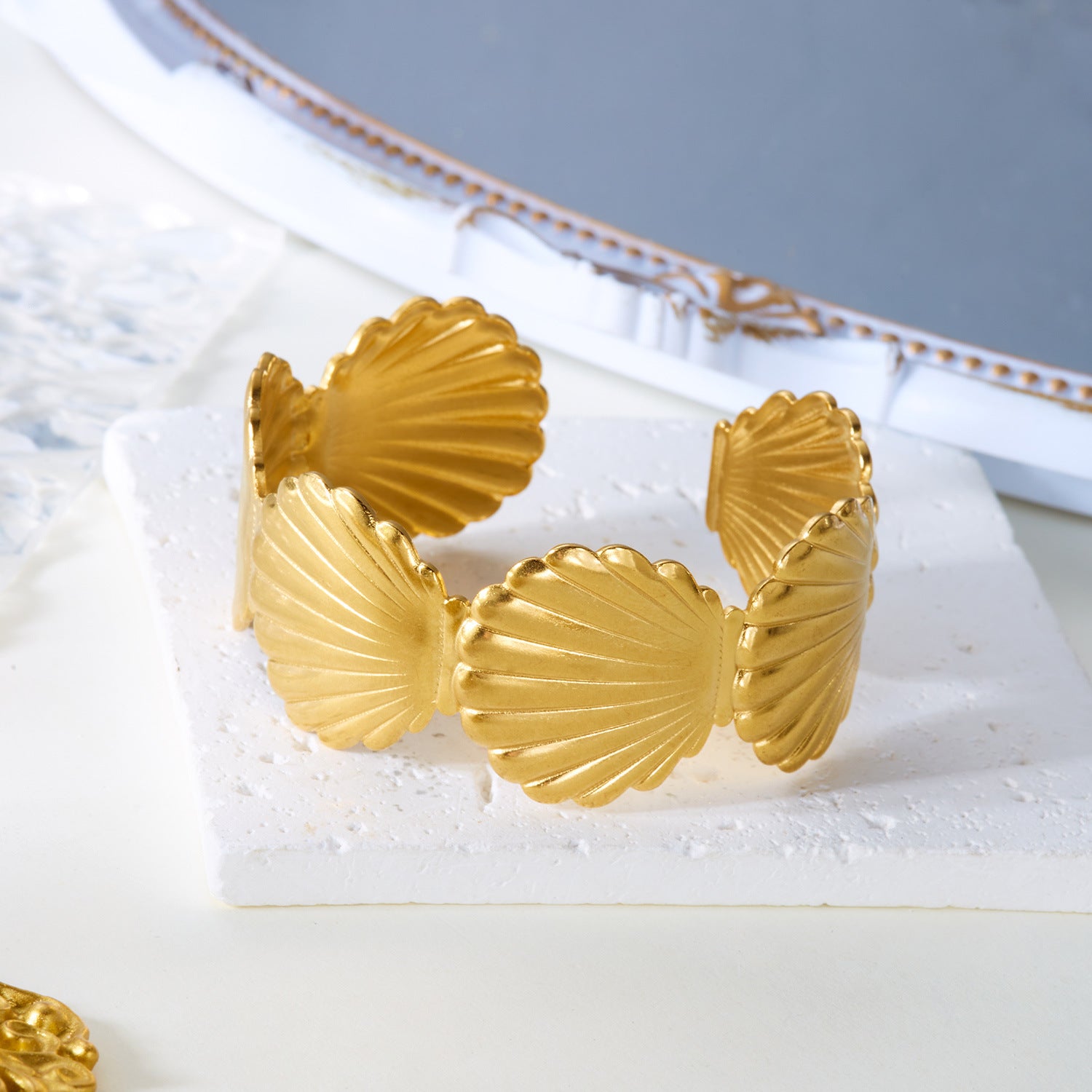 Wholesale Bow Flower French Gold-plated Stainless Steel Bracelet