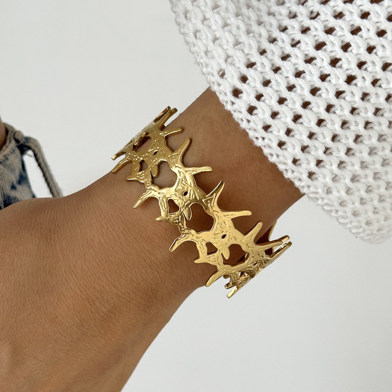 Wholesale Stainless steel  Irregular Leaf Wide Opening Bracelet