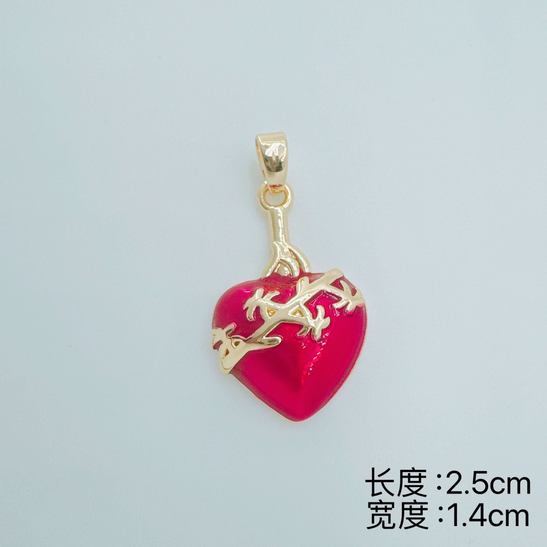 Wholesale Chic Red Crown Heart Pendant Necklace Gold Plated Copper Fashion Accessory