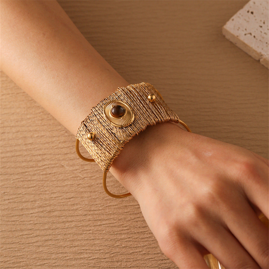 Wholesale Retro Luxury Bracelet 18k Gold Plated Bracelet Titanium Steel Bracelets ACC-BT-TaiYu004