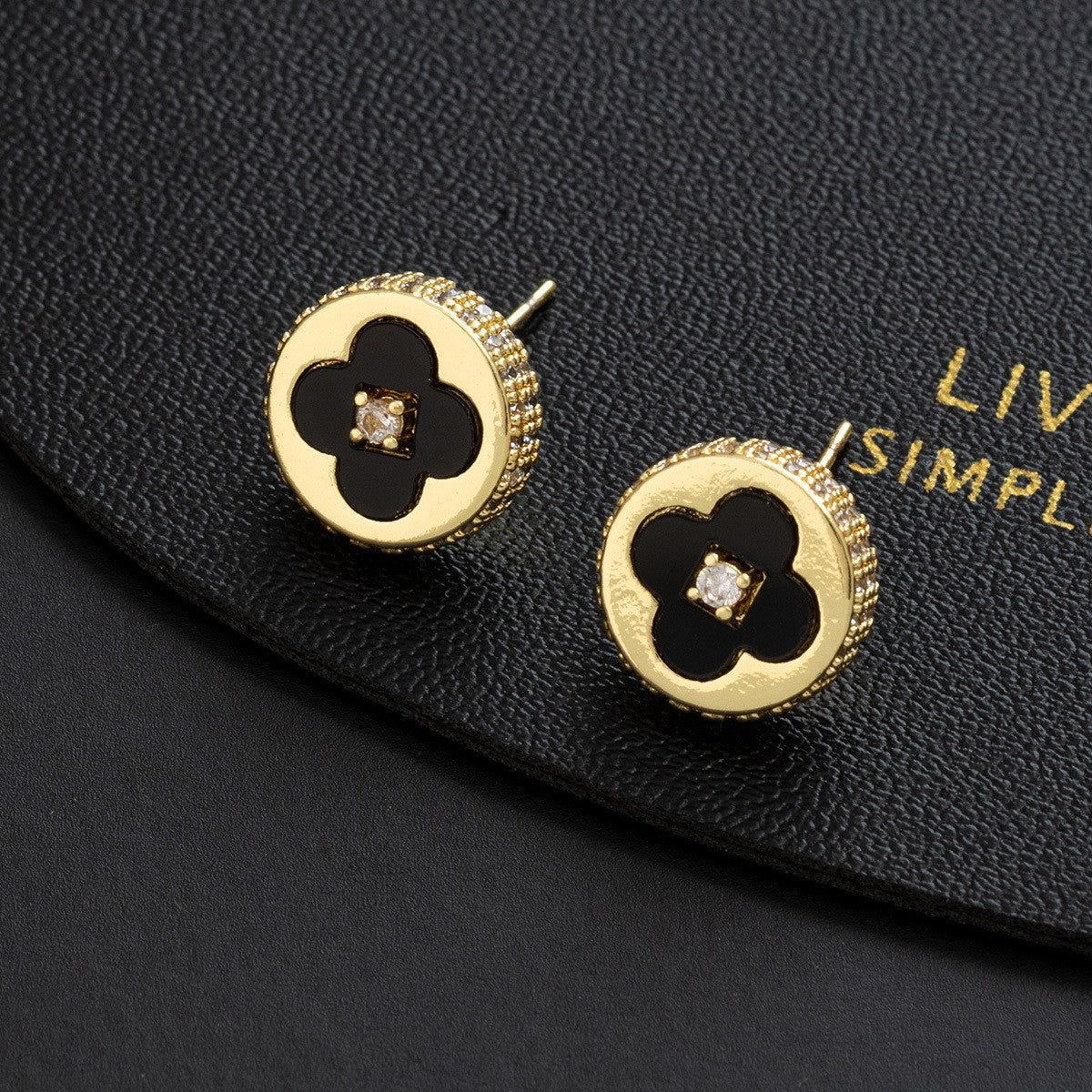 Wholesale Copper Electroplated Four Leaf Clover Flower Earrings For Women Korean Style Rhinestone Minimalist Design Fashion Accessory For Everyday Wear Or Gift