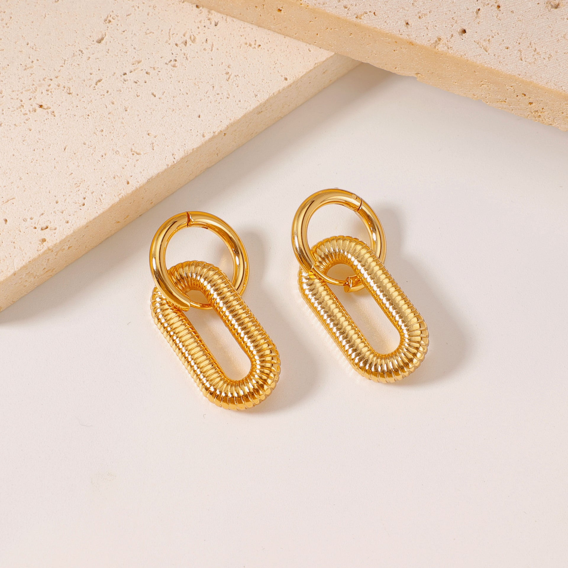 Wholesale Luxury Stainless Steel Heart and Flower Earrings