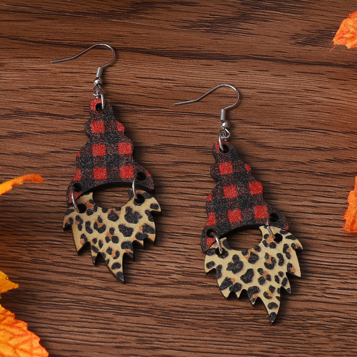 Wholesale Christmas  beard plaid leopard pendant earrings wooden earrings