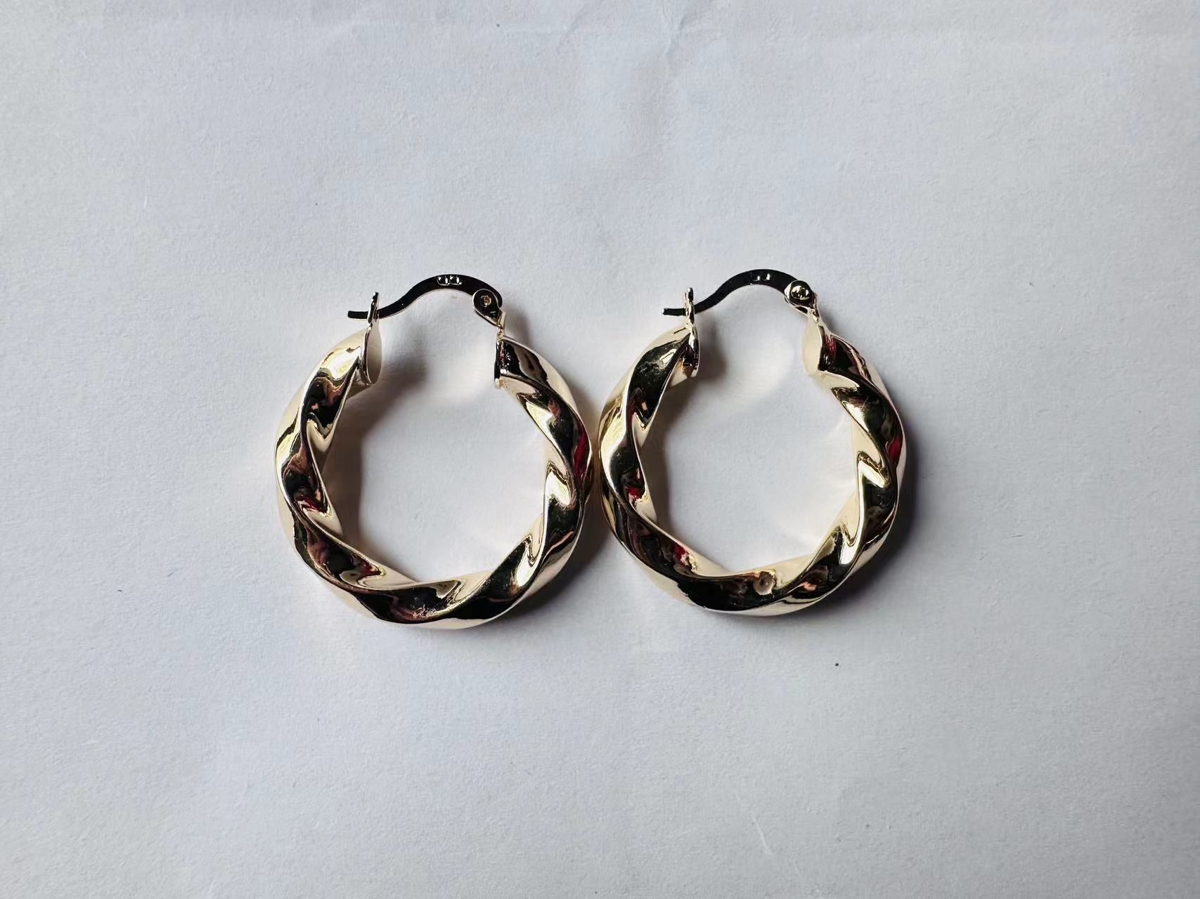Wholesale Geometric Metal Hoop Earrings ACC-ES-MoCai011