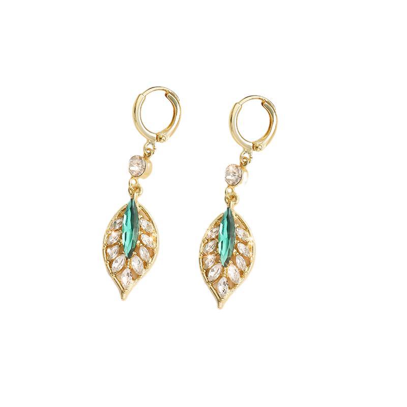 Wholesale Retro Leaf Design Drop Earrings Emerald Green Jewelry Accessory Boutique Resale