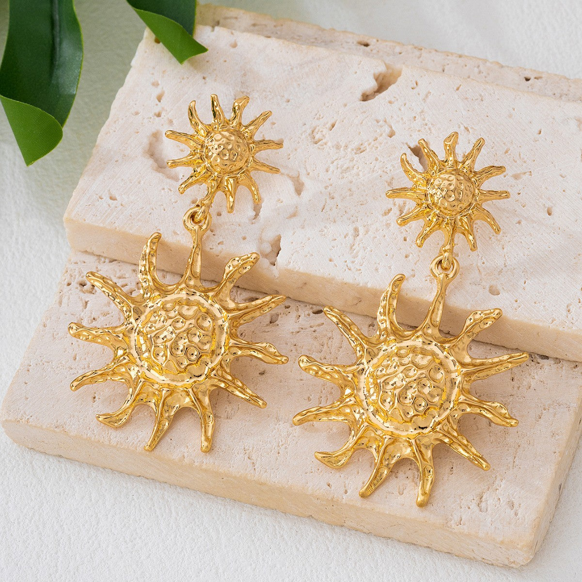 Wholesale Sunflower Earrings Gold-Plated Exaggerated Pendant Earrings Fashion Personalized Women' s Earrings