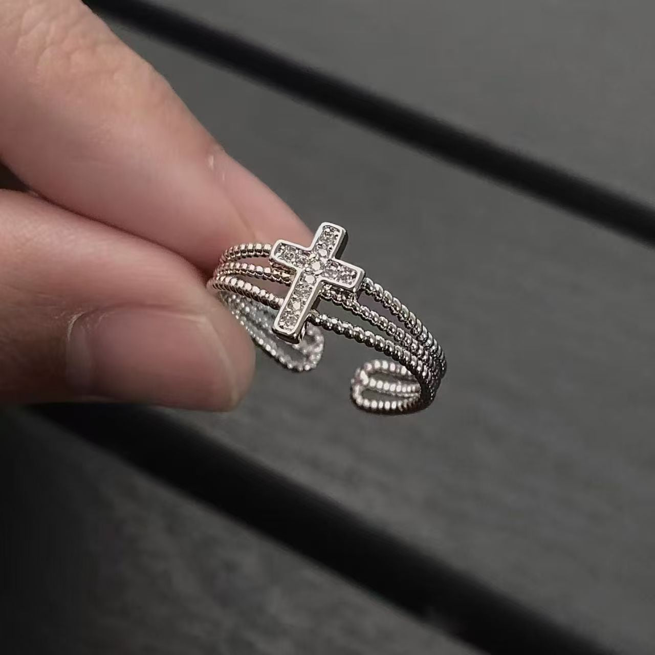 Wholesale Retro Cross Ring Silver Punk Open Ring Fashion Jewelry Accessory Gift
