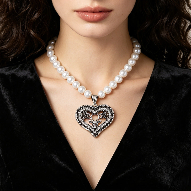 Wholesale Vintage Love Deer Head Heart Pendant Collarbone Chain Necklace,  Alloy Electroplated with Faux Pearl,  Jewelry Accessory for Women