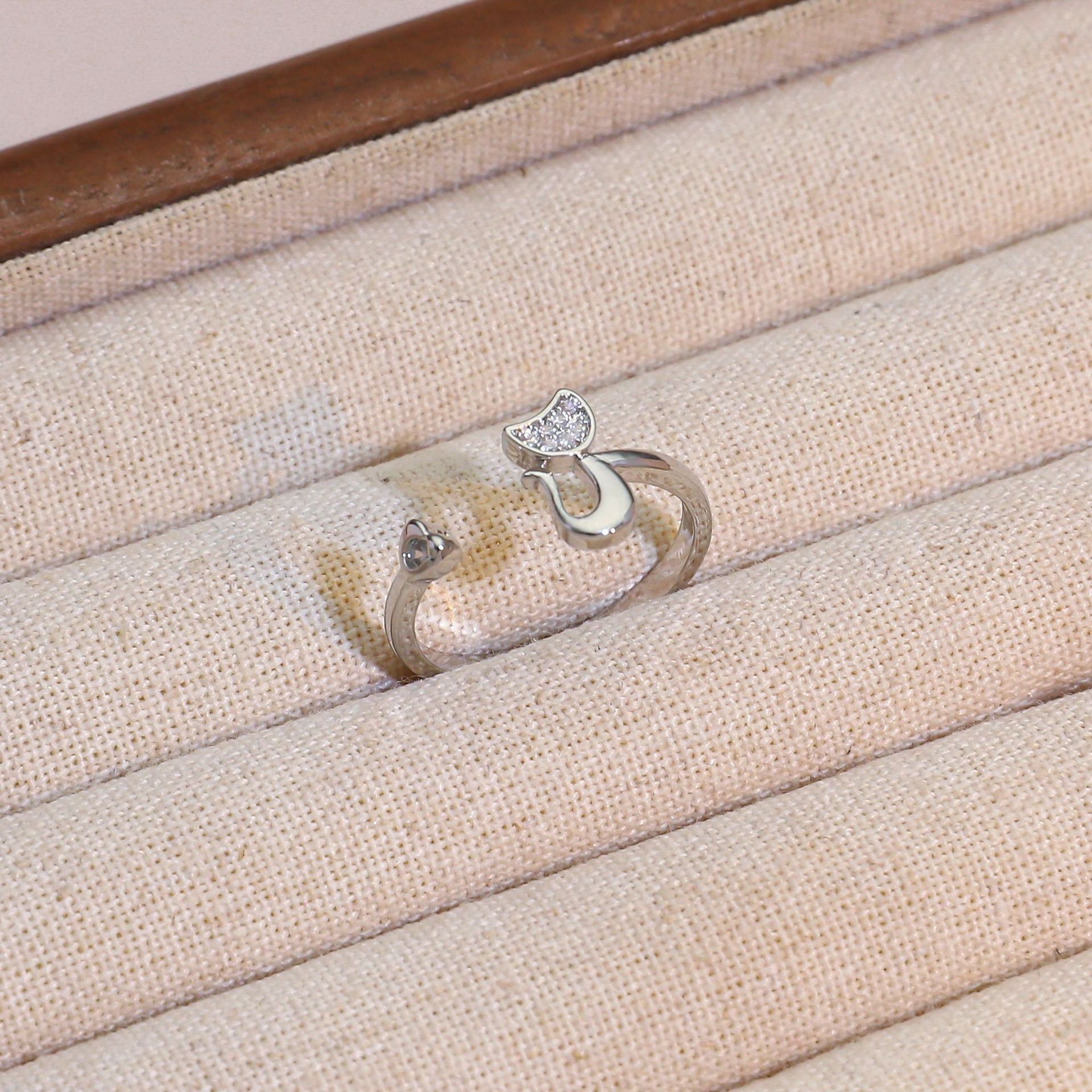 Wholesale Pearl Flower Branch Fox nut Round Zircon Open Adjustable Rings Set