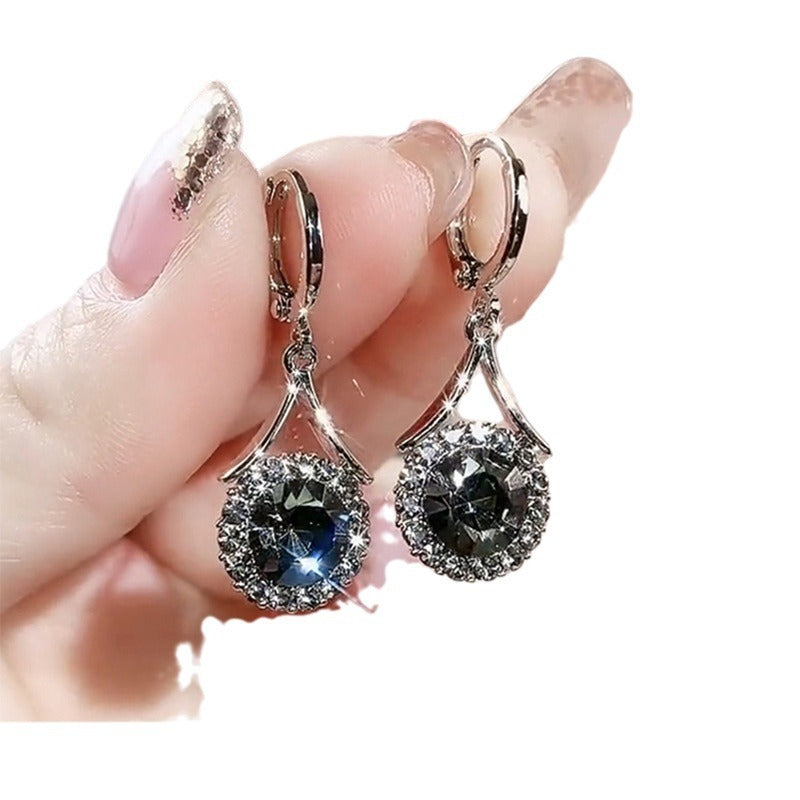 Wholesale  Flash Diamond Retro Light Luxury Round Earrings