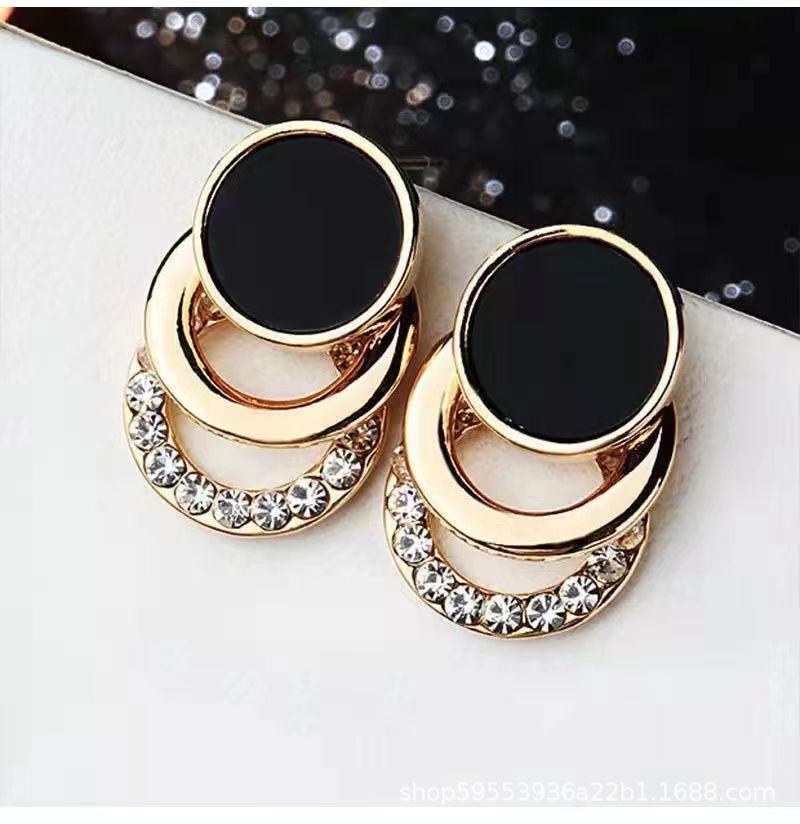 Wholesale Fairy Wind Style Square Earrings Fashion Accessory for Women