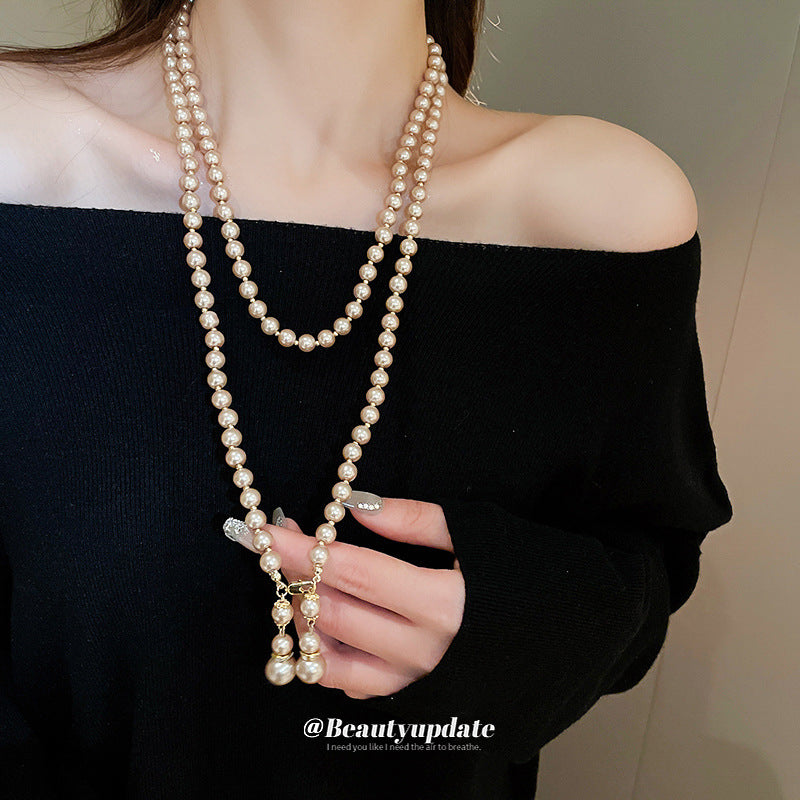 Wholesale  diamond-studded  pearl necklace