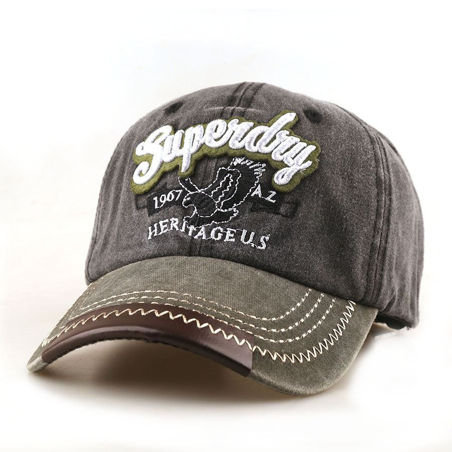 Wholesale Fashionable letter embroidered baseball cap