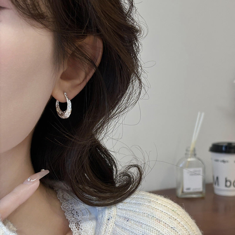 Wholesale light luxury textured earrings