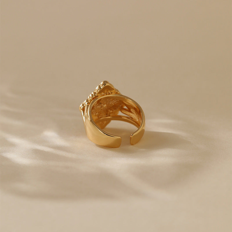 Wholesale Geometric Irregular Diamond Design Carved Classical Style Elegant Ring