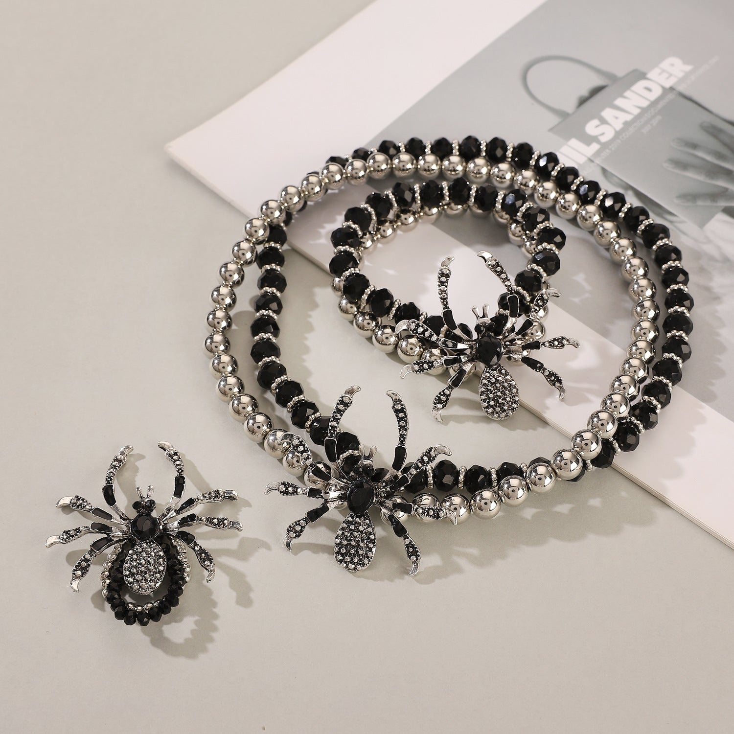 Wholesale Dark  Vintage  Jewelry Set Alloy Electroplated Ring Necklace Bracelet Fashion Accessory