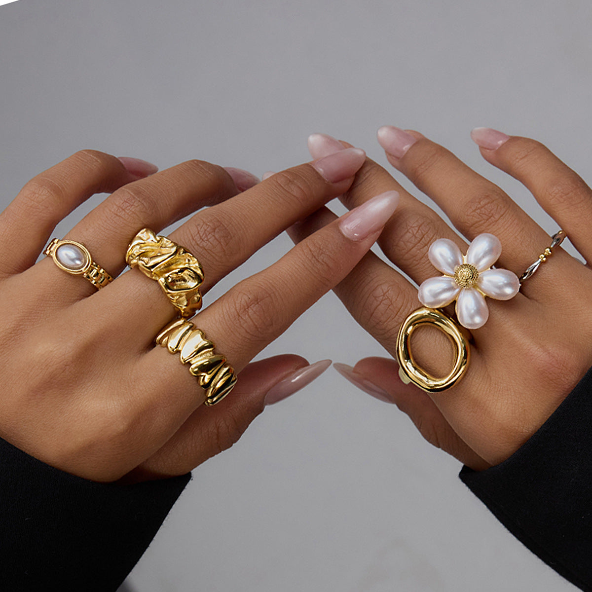 Wholesale  Pearl Ring Stainless Steel  Non-Fading Jewelry