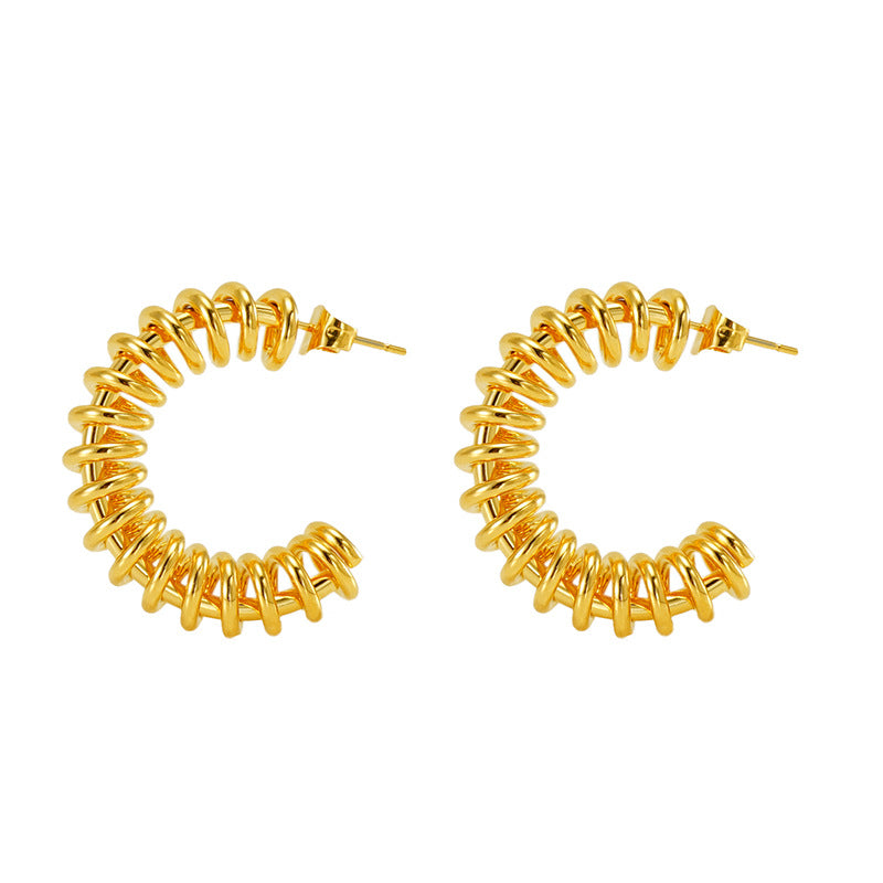 Wholesale Vintage C-shaped 18K gold plated hollow stainless steel earrings