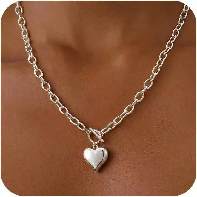 Wholesale Trendy Sun Round Pendant Necklace Copper Electroplated Fashion Accessory