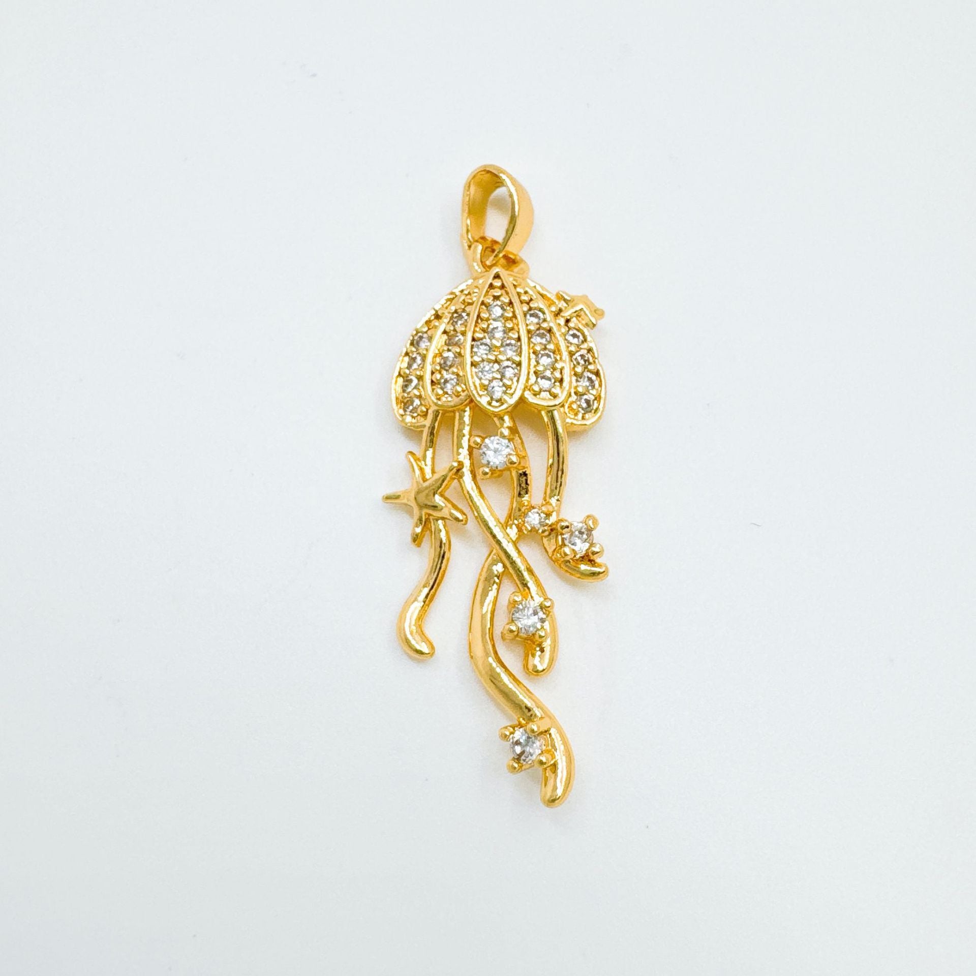 Wholesale Copper Gold Plated Jellyfish Pendant Necklace,  Fashion Jewelry Accessory for Everyday Wear