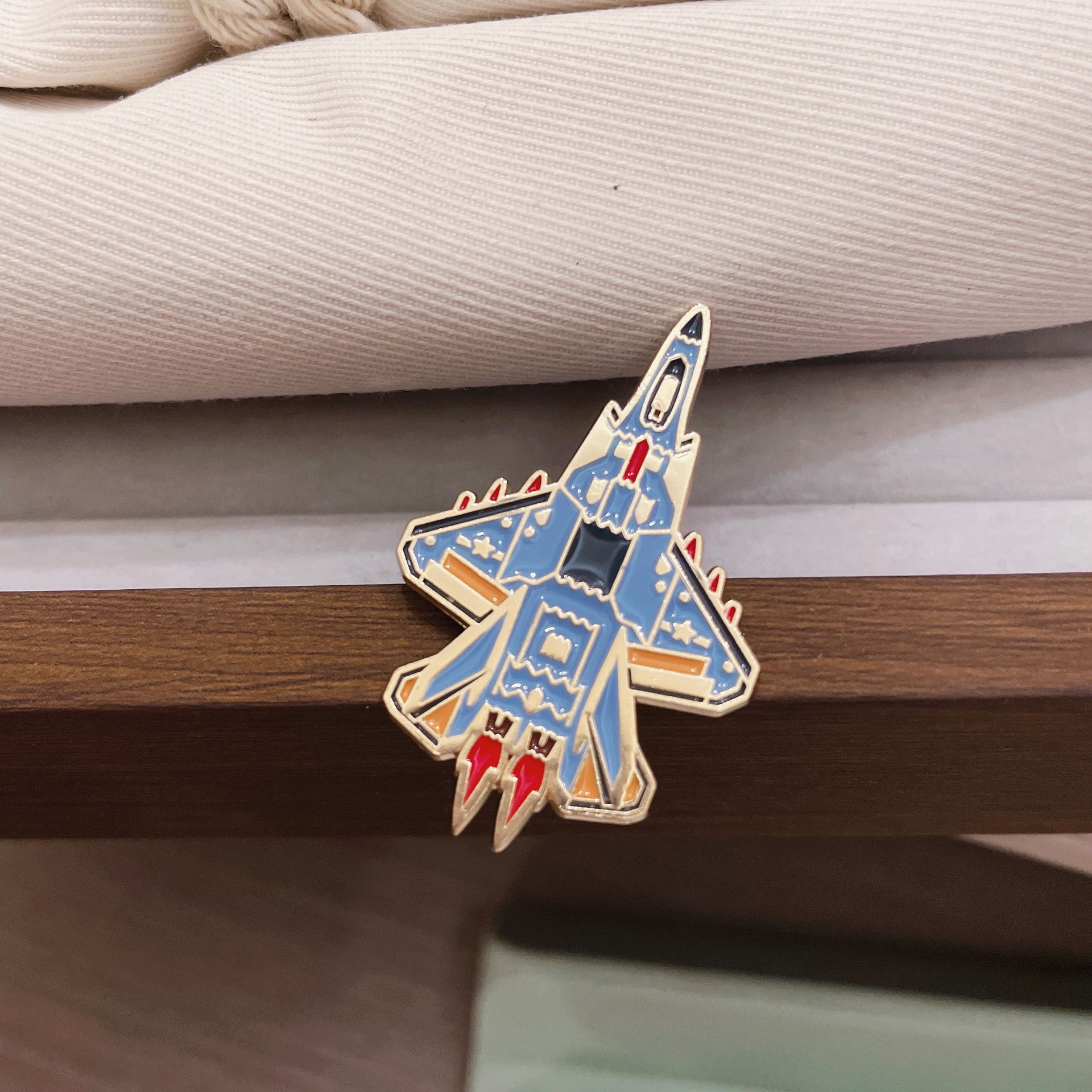 Wholesale model aviation aircraft metal Brooch