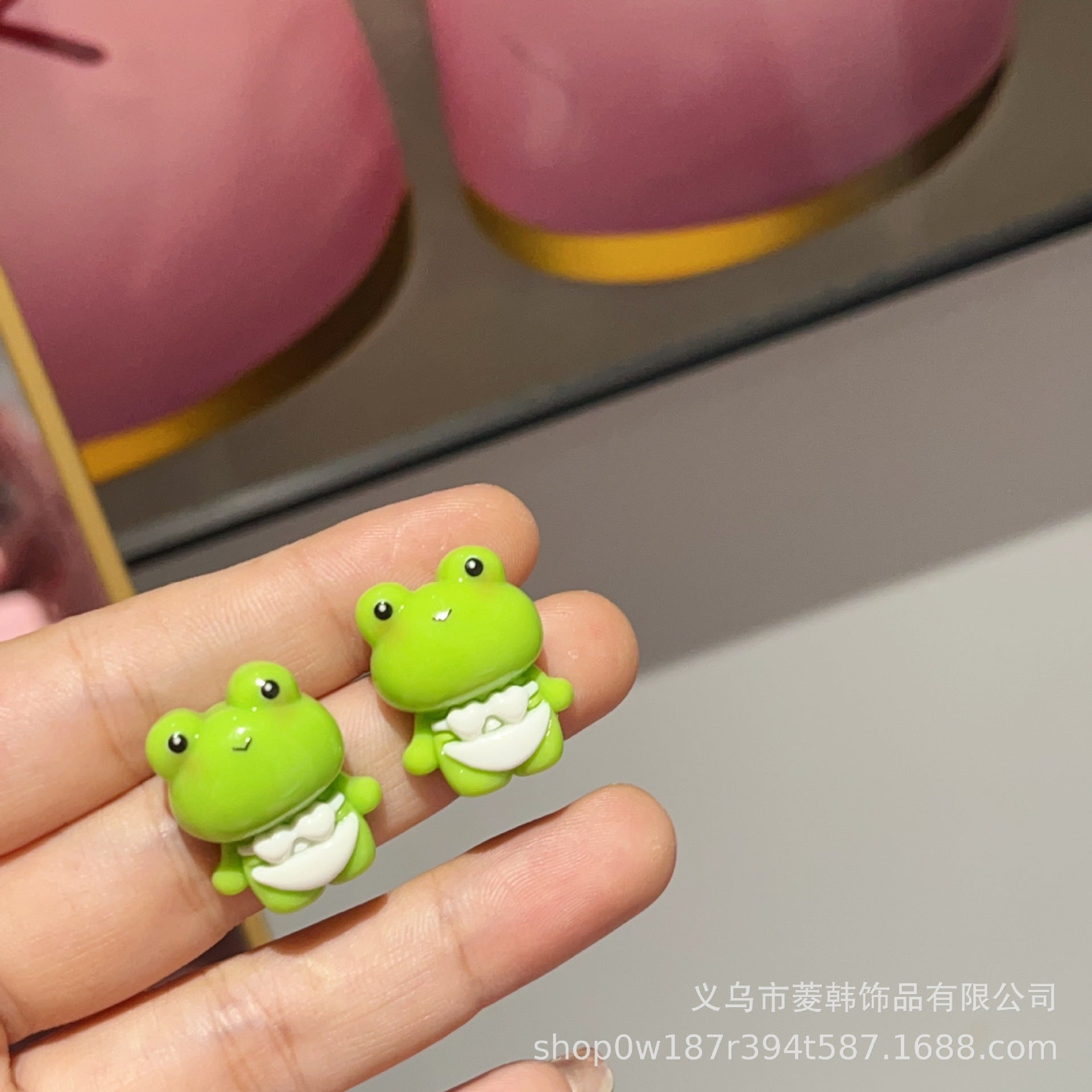 Wholesale Cute cartoon frog earrings