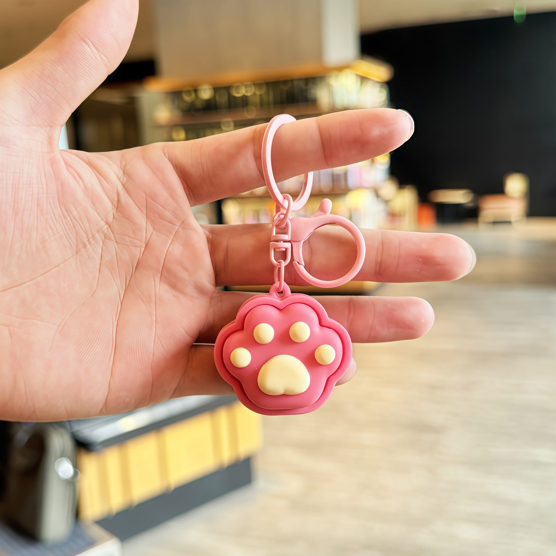 Wholesale Chic Cat Paw Keychain PVC Couple Gift Accessory Boutique Resale