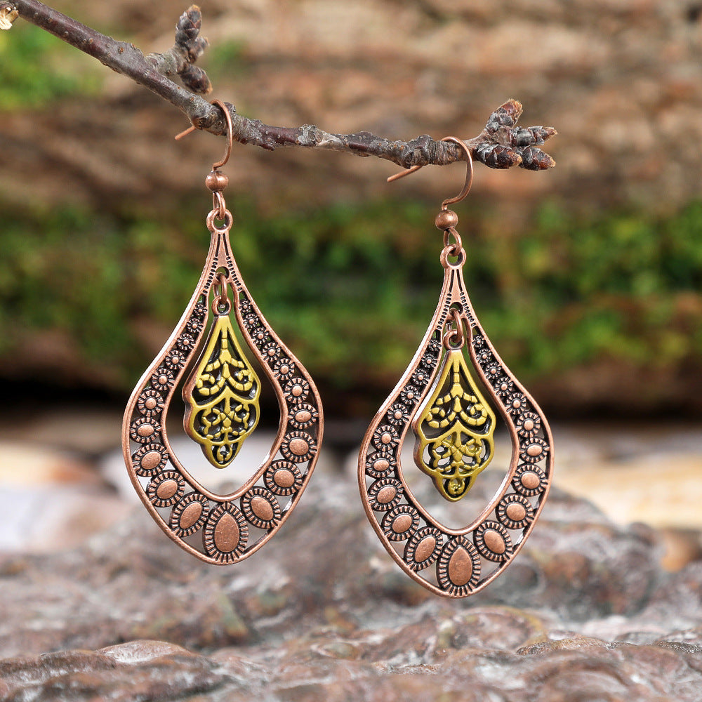 Wholesale Trendy Ethnic Hollow-Out Earrings in Retro Vintage Zinc Alloy,  Jewelry Accessory for Party Wear and Gifting