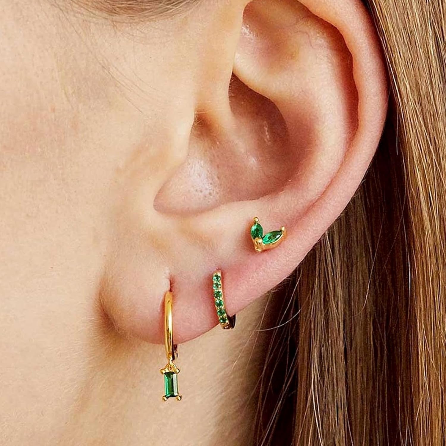 Wholesale 18K gold simple temperament inlaid zircon earrings