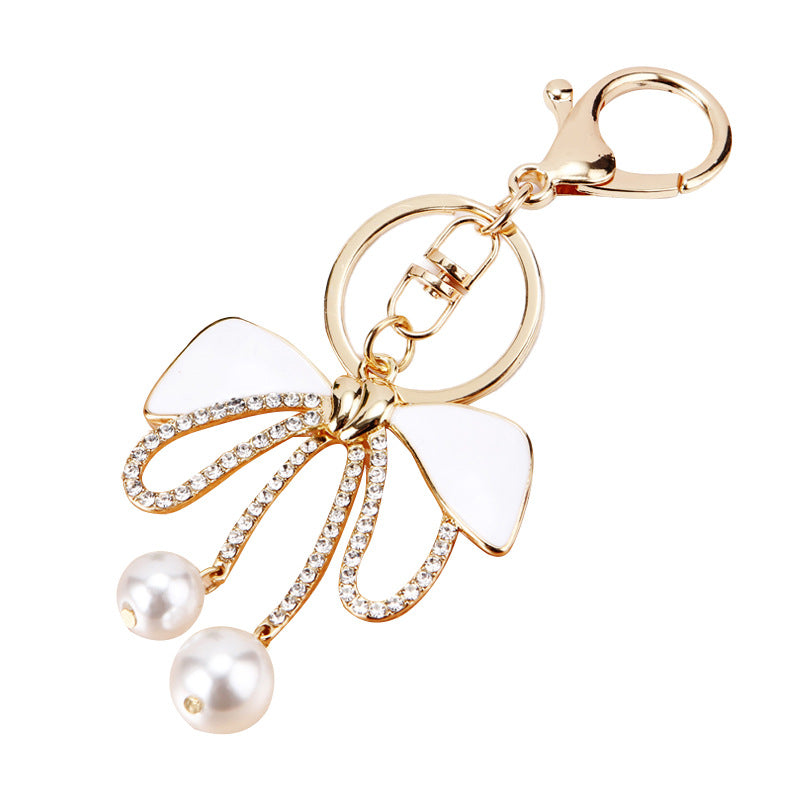 Wholesale Modern Art Metal Keychain Bag Charm Car Key Accessory Chic Gift for Couple