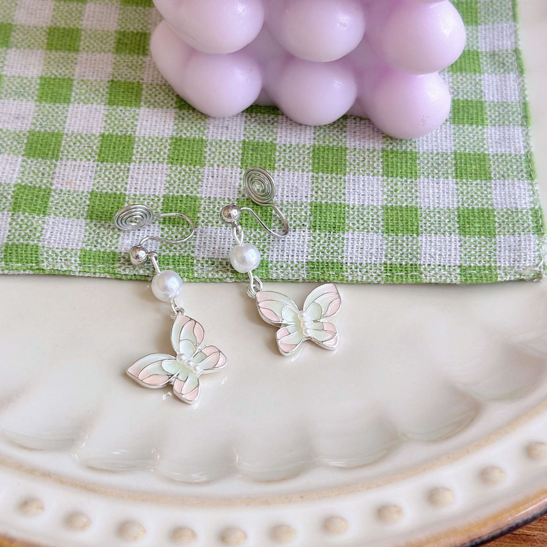 Wholesale Butterfly Gradient Tassel Earrings