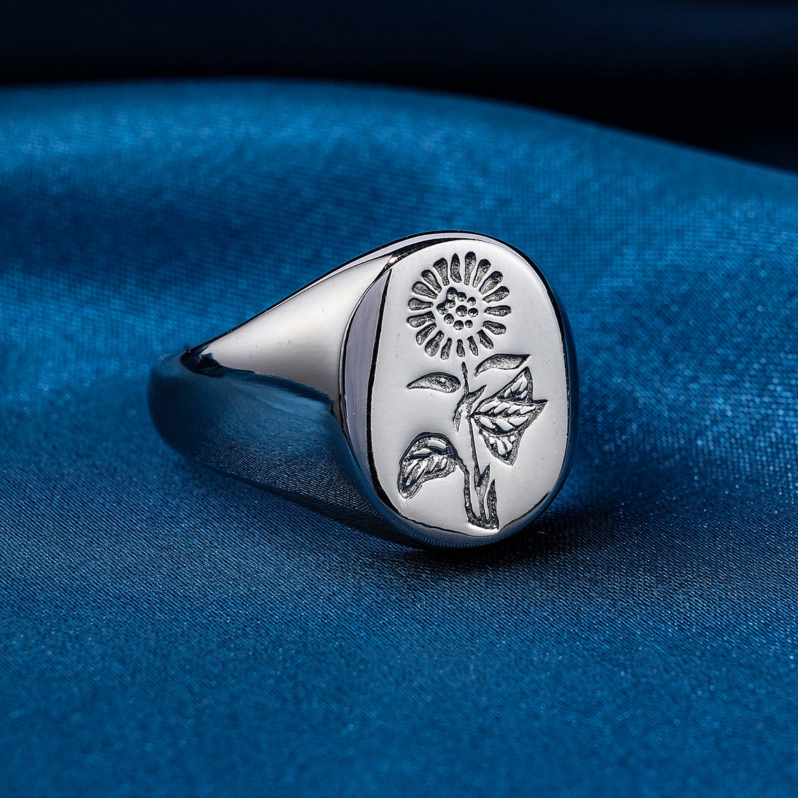 Wholesale Titanium Steel Sunflower Smooth Unisex Ring Stainless Steel ACC-RS-Moer002