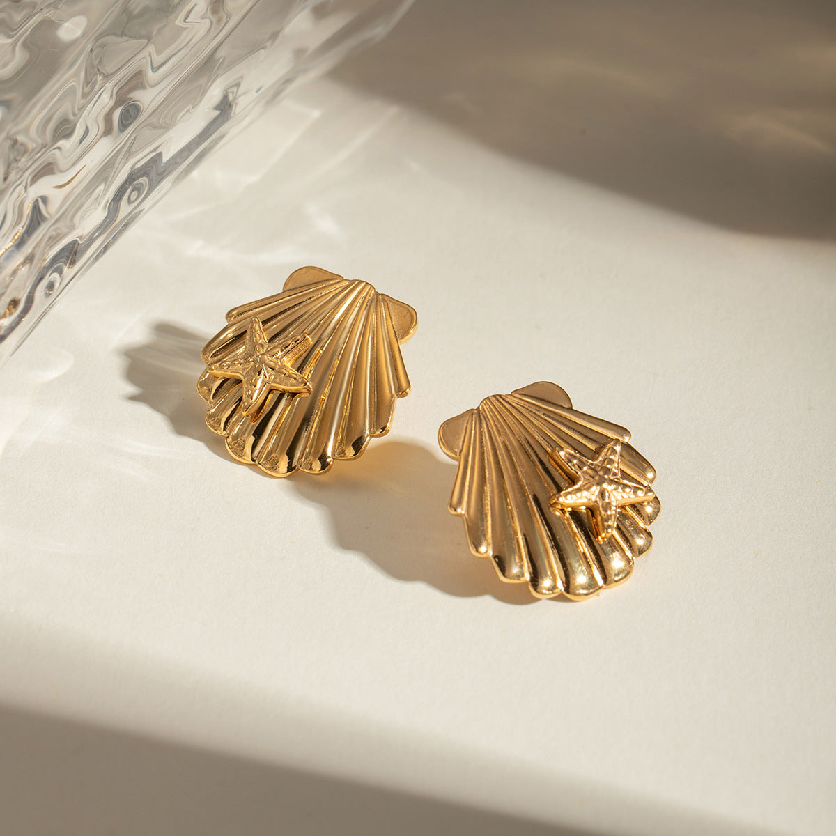Wholesale 18k gold stainless steel shell sticky starfish earrings  jewelry