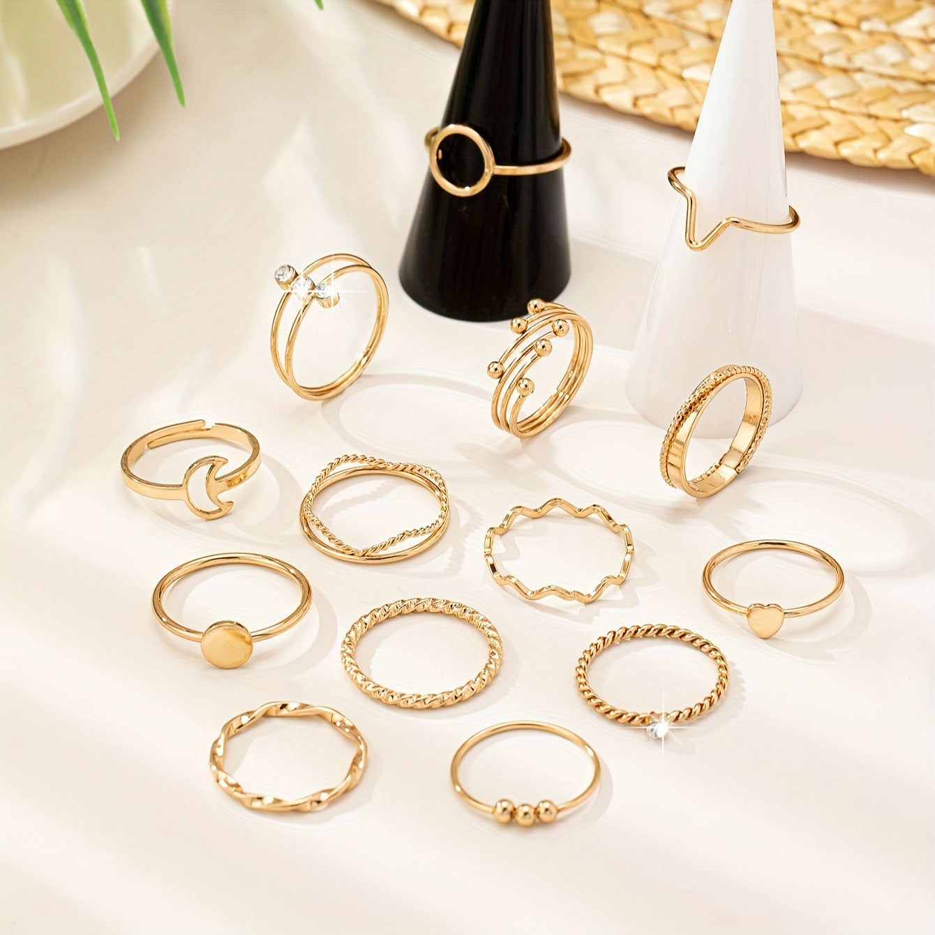 Wholesale 14-piece set  retro  hollow ring