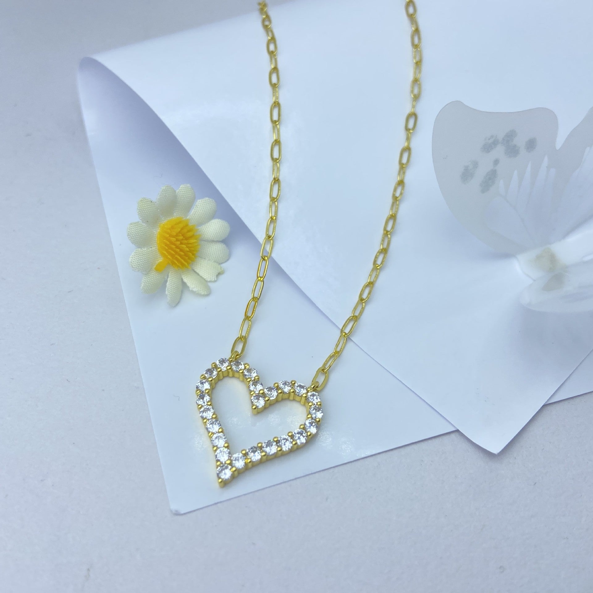 Wholesale Copper Electroplated White Gold Heart Pendant Necklace Rhinestone Chic Fashion Jewelry Gift