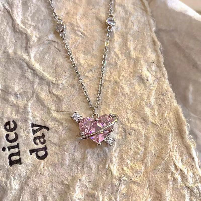 Wholesale Electroplated Zinc Alloy Heart Planet Collarbone Necklace White Stylish Fashion Accessory For Women