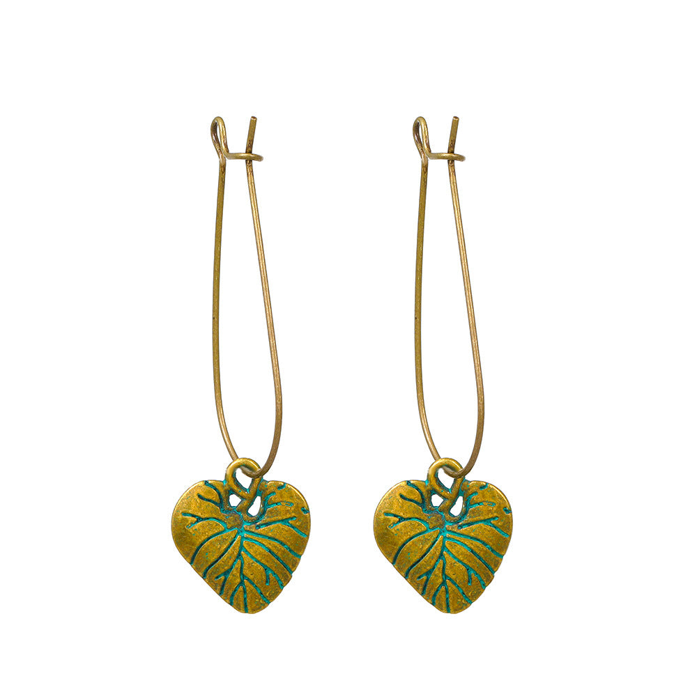 Wholesale Vintage Green Alloy Bohemian Floral Hollow Carved Earrings Fashion Accessory Gift