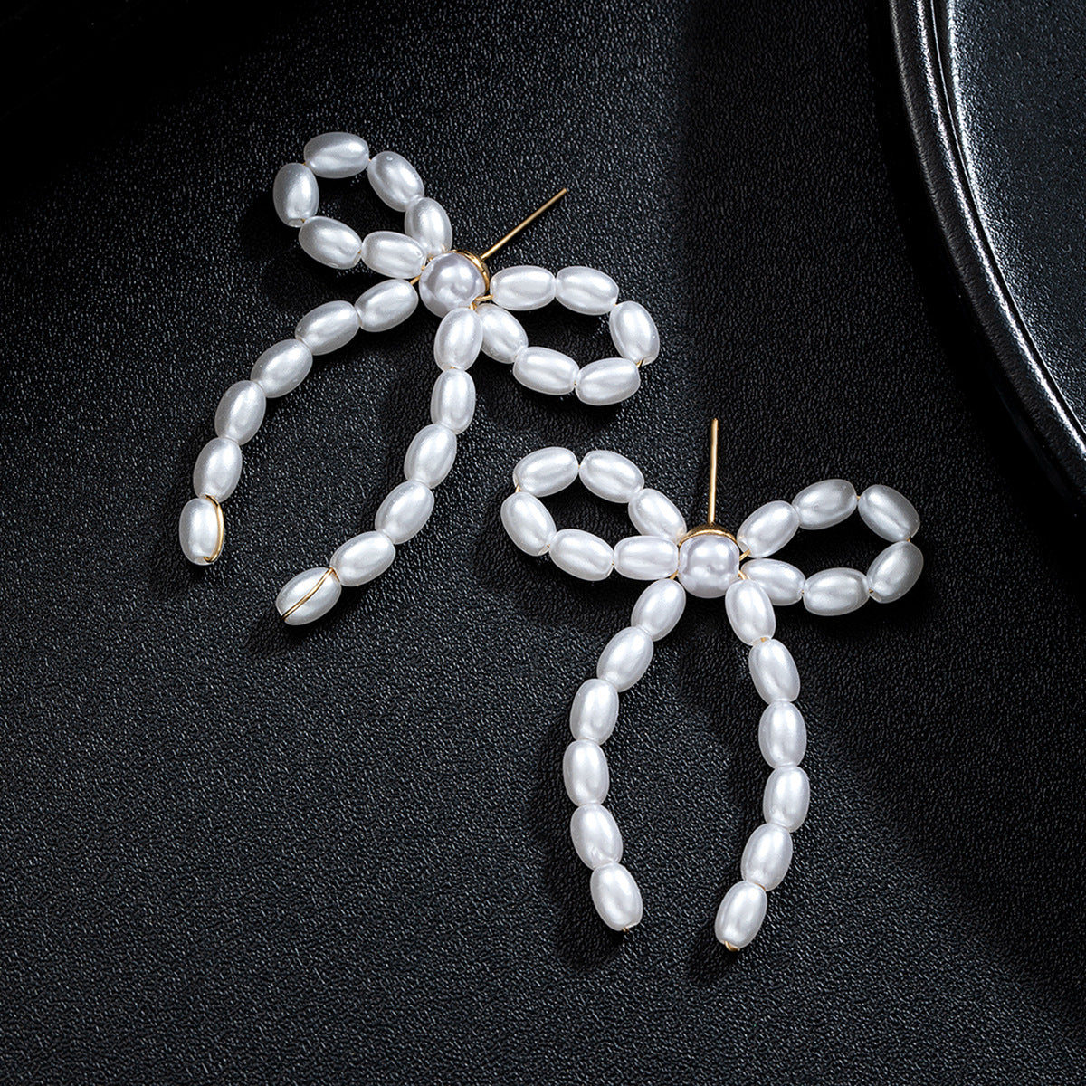 Wholesale Bow Pearl Beaded Earrings for Women