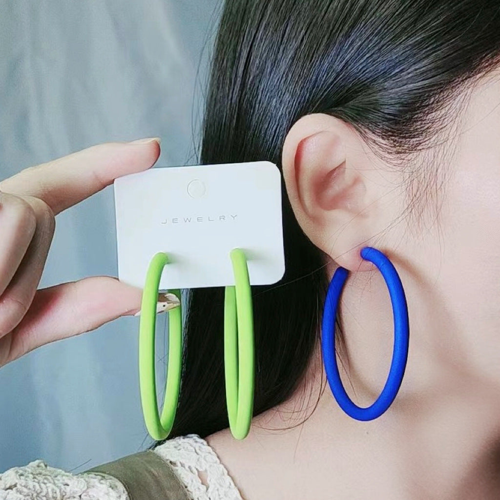 Wholesale  Large C Circle Earrings Acrylic Earrings